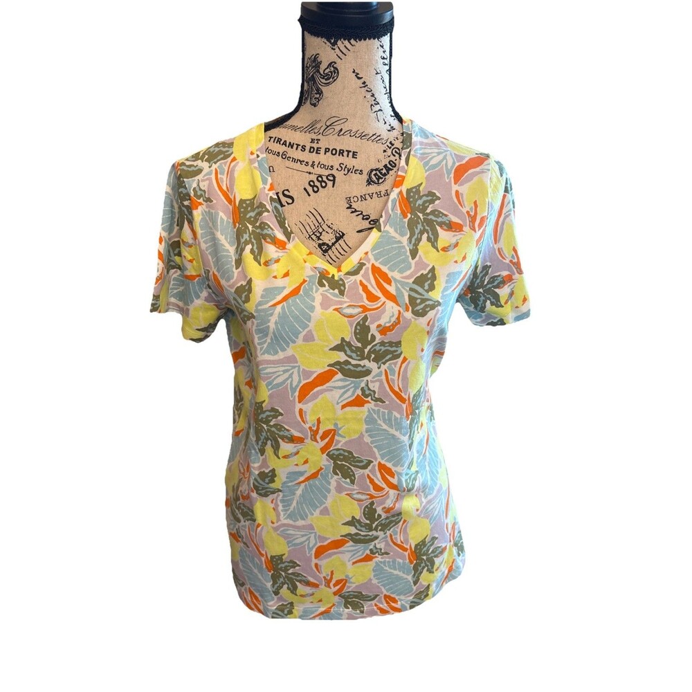 Duluth Trading Co Lemon Floral Small V Neck Tee T Shirt New